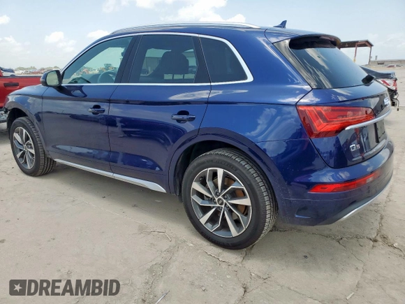 2021 Audi Q5 Premium with VIN WA1AAAFY0M2050924, listed as a Copart auction lot 61197765 with 29,723 mi miles and Salvage title. Bid and sale history available at DreamBid. Image 2.