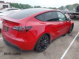 2022 Tesla Model Y Performance z VIN 7SAYGDEF6NF511436, wystawiony jako IAAI lot #42078122 z przebiegiem 44 006 mil mil oraz . Historia ofert i sprzedaży dostępna na DreamBid. Obrazek 4.