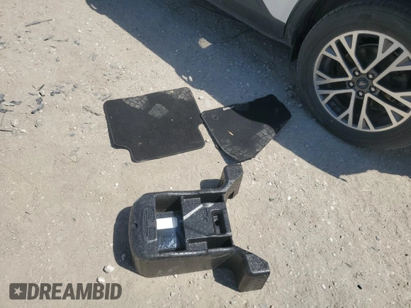 2021 Ford Escape SEL with VIN 1FMCU9H65MUA52314, listed as a Copart auction lot 56951735 with 71,918 mi miles and Salvage title. Bid and sale history available at DreamBid. Image 13.