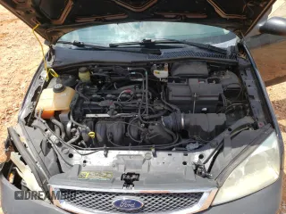 2006 Ford Focus S z VIN 1FAHP34N86W101935, wystawiony jako Copart lot #55773975 z przebiegiem 110 576 mil mil oraz Szkody całkowita. Historia ofert i sprzedaży dostępna na DreamBid. Obrazek 11.