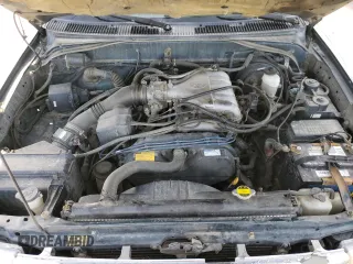 1998 Toyota Tacoma with VIN 4TAWN72N2WZ088594, listed as a Copart auction lot 85587894 with 271,890 mi miles and Clean Title. Bid and sale history available at DreamBid. Image 11.