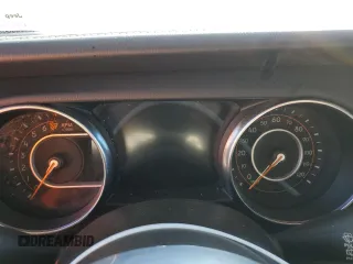 2022 Jeep Wrangler Unlimited Sahara с VIN 1C4HJXEG2NW115847, выставлен на аукционе Copart как лот 45678015 с пробегом Не указан миль и Списание • Salvage title. История ставок и продаж доступна на DreamBid. Изображение 9.