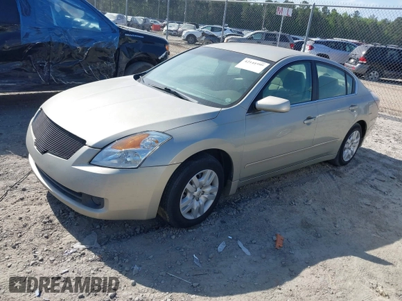 2009 Nissan Altima 2.5 S with VIN 1N4AL21E69N445043, listed as a IAAI auction lot 42141999 with 156,010 mi miles. Bid and sale history available at carsss.com. Image 2.