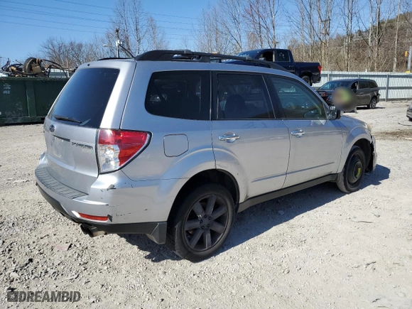 2012 Subaru Forester 2.5X Premium with VIN JF2SHADCXCH421498, listed as a Copart auction lot 47631135 with 176,351 mi miles and Clean Title. Bid and sale history available at carsss.com. Image 3.