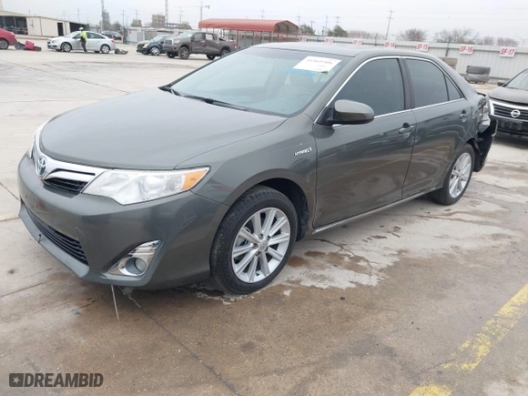 2014 Toyota Camry Hybrid LE with VIN 4T1BD1FK8EU102685, listed as a IAAI auction lot 41469306 with 91,606 mi miles. Bid and sale history available at carsss.com. Image 17.