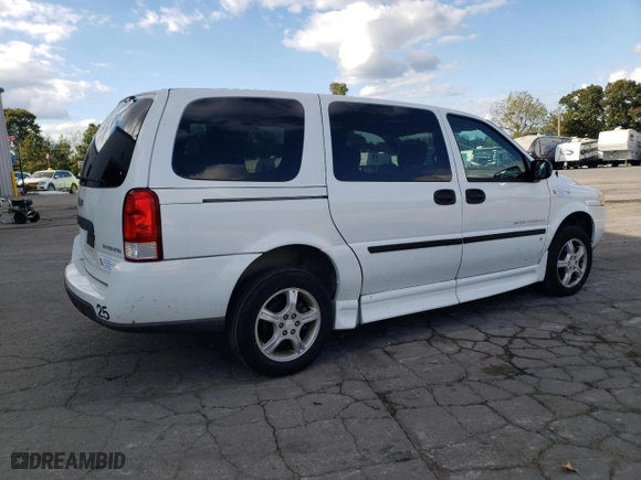 2008 Chevrolet Uplander LS Fleet with VIN 1GBDV13W88D162105, listed as a Copart auction lot 73940594 with 114,560 mi miles and Salvage Title. Bid and sale history available at carsss.com. Image 3.