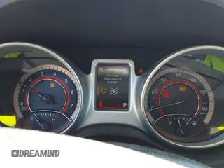 2013 Dodge Journey SXT z VIN 3C4PDCBG4DT564290, wystawiony jako IAAI lot #42225485 z przebiegiem 69 029 mil mil oraz . Historia ofert i sprzedaży dostępna na DreamBid. Obrazek 7.
