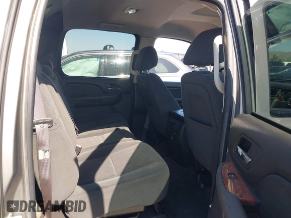 2007 Chevrolet Avalanche LS with VIN 3GNEC12017G113629, listed as a IAAI auction lot 42189684 with 122,771 mi miles and . Bid and sale history available at DreamBid. Image 8.