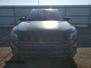 2018 Jeep Compass Trailhawk с VIN 3C4NJDDB5JT412005, выставлен на аукционе Copart как лот 65649535 с пробегом 105 912 миль миль и Списание • Salvage title. История ставок и продаж доступна на DreamBid. Изображение 5.