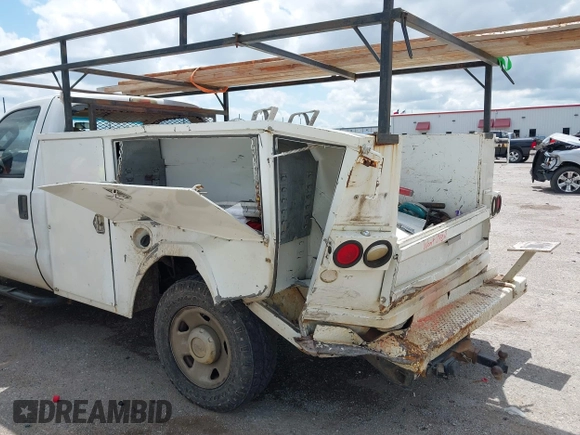 2008 Ford F-250 with VIN 1FDNF20528EB25359, listed as a IAAI auction lot 42334624 with 127,005 mi miles and . Bid and sale history available at DreamBid. Image 6.