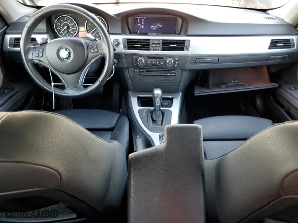 2009 BMW 3 Series 328i with VIN WBAWB335X9P137123, listed as a Copart auction lot 83871904 with 114,544 mi miles and Clean Title. Bid and sale history available at carsss.com. Image 8.