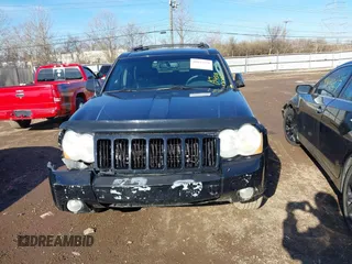 2008 Jeep Grand Cherokee Laredo with VIN 1J8GR48K98C193110, listed as a IAAI auction lot 41833331 with 174,518 mi miles. Bid and sale history available at carsss.com. Image 13.