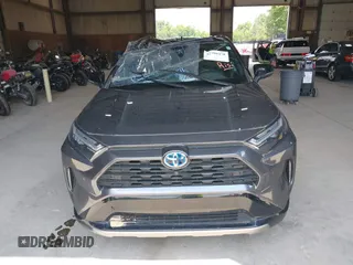 2022 Toyota RAV4 Hybrid XSE z VIN 4T3E6RFV4NU092518, wystawiony jako IAAI lot #42798470 z przebiegiem 51 581 mil mil oraz . Historia ofert i sprzedaży dostępna na DreamBid. Obrazek 12.