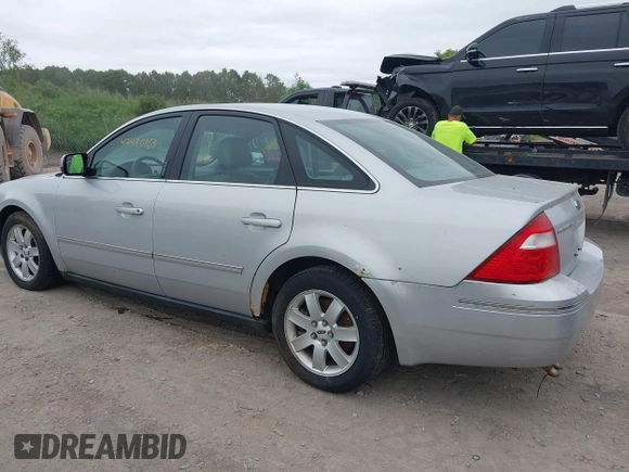 2005 Ford Five Hundred SEL с VIN 1FAFP24145G148659, выставлен на аукционе IAAI как лот 42490163 с пробегом 164 738 миль миль и . История ставок и продаж доступна на DreamBid. Изображение 3.