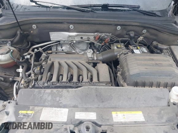 2021 Volkswagen Atlas SE with VIN 1V2JR2CA9MC595833, listed as a IAAI auction lot 42498528 with 69,670 mi miles and . Bid and sale history available at DreamBid. Image 10.