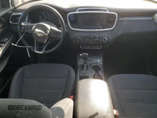 2017 Kia Sorento LX with VIN 5XYPG4A39HG245525, listed as a Copart auction lot 88949925 with 115,504 mi miles and Salvage Title. Bid and sale history available at carsss.com. Image 8.