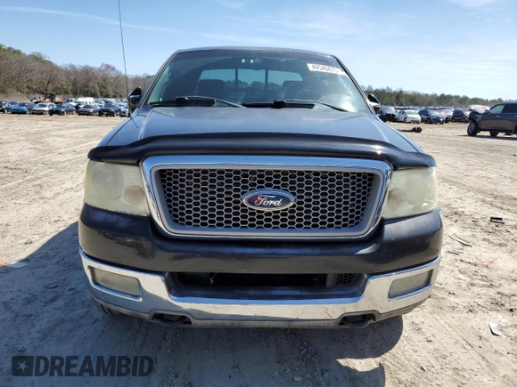 2004 Ford F-150 XLT with VIN 1FTPW14584KB28280, listed as a Copart auction lot 49546875 with 214,808 mi miles and Clean Title. Bid and sale history available at carsss.com. Image 5.