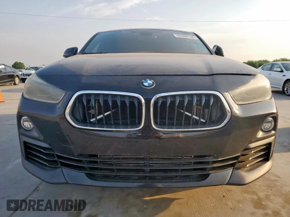 2018 BMW X2 sDrive28i z VIN WBXYJ3C3XJEJ75614, wystawiony jako Copart lot #57208145 z przebiegiem 94 014 mil mil oraz Tytuł czysty. Historia ofert i sprzedaży dostępna na DreamBid. Obrazek 5.