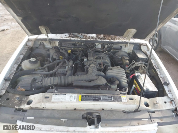 2001 Ford Ranger XL with VIN 1FTYR10D61TA82768, listed as a IAAI auction lot 41423585 with 90,854 mi miles. Bid and sale history available at carsss.com. Image 10.
