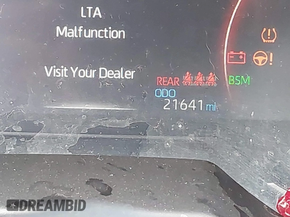 2024 Toyota RAV4 XLE Premium z VIN 2T3C1RFV5RC273009, wystawiony jako IAAI lot #42203695 z przebiegiem 21 641 mil mil oraz . Historia ofert i sprzedaży dostępna na DreamBid. Obrazek 15.