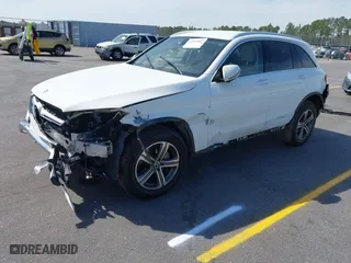 2019 Mercedes-Benz GLC with VIN WDC0G4JB3KV150851, listed as a IAAI auction lot 41835987 with 1 mi miles. Bid and sale history available at carsss.com. Image 22.