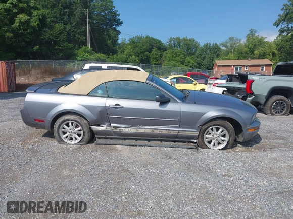 2007 Ford Mustang Deluxe with VIN 1ZVFT84N275210034, listed as a IAAI auction lot 42601412 with 78,078 mi miles and . Bid and sale history available at DreamBid. Image 14.