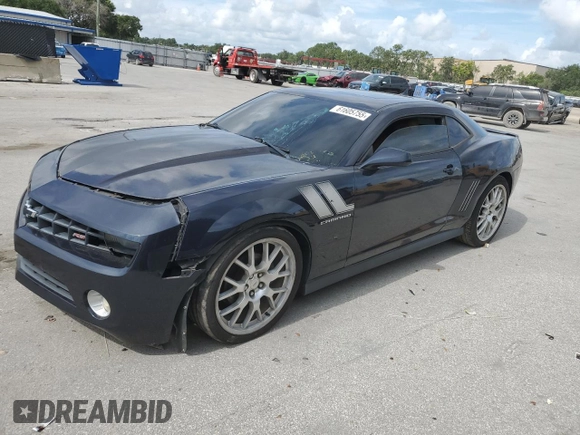2013 Chevrolet Camaro LT with VIN 2G1FC1E35D9176251, listed as a Copart auction lot 61605755 with 190,975 mi miles and Clean title. Bid and sale history available at DreamBid. Image 1.