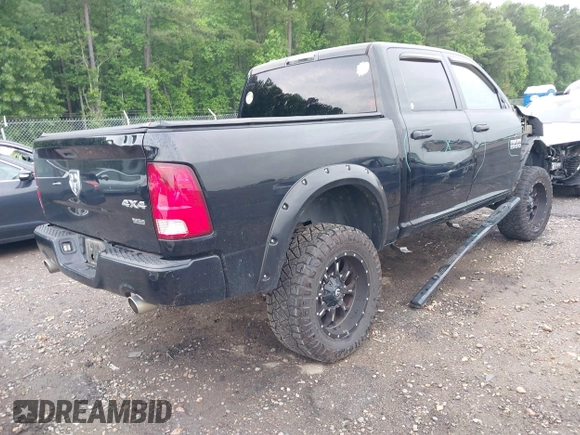2014 Ram 1500 Express z VIN 1C6RR7KT9ES162080, wystawiony jako IAAI lot #42236759 z przebiegiem 147 216 mil mil oraz . Historia ofert i sprzedaży dostępna na DreamBid. Obrazek 4.
