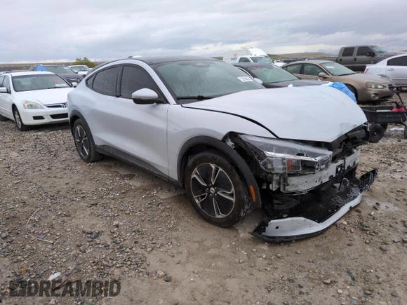 2021 Ford Mustang Mach-E Select z VIN 3FMTK1RM4MMA43693, wystawiony jako Copart lot #53386005 z przebiegiem 40 450 mil mil oraz Szkoda całkowita • Salvage title. Historia ofert i sprzedaży dostępna na DreamBid. Obrazek 4.