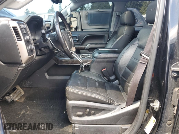 2015 GMC Sierra 2500HD Denali z VIN 1GT120E82FF160626, wystawiony jako Copart lot #57807735 z przebiegiem 193 495 mil mil oraz Szkoda całkowita • Salvage title. Historia ofert i sprzedaży dostępna na DreamBid. Obrazek 7.