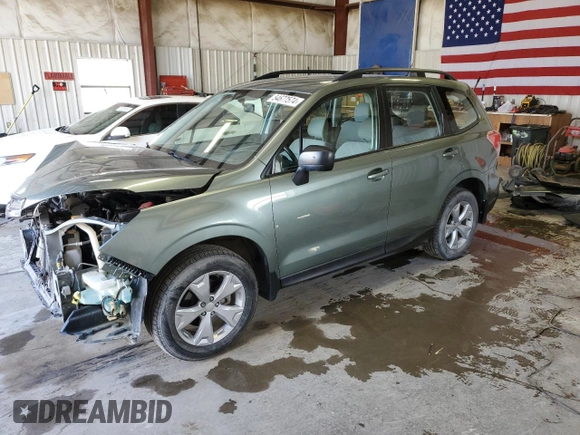 2015 Subaru Forester z VIN SA0123301, wystawiony jako Copart lot #54677574 z przebiegiem 58 430 mil mil oraz Szkoda całkowita • Salvage title. Historia ofert i sprzedaży dostępna na DreamBid. Obrazek 1.