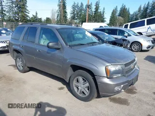 2007 Chevrolet TrailBlazer LS with VIN 1GNDT13S872227406, listed as a IAAI auction lot 41968858 with 84,640 mi miles. Bid and sale history available at carsss.com. Image 1.