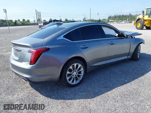 2022 Cadillac CT5 Premium Luxury z VIN 1G6DN5RK8N0117274, wystawiony jako IAAI lot #40798383 z przebiegiem 28 848 mil mil oraz . Historia ofert i sprzedaży dostępna na DreamBid. Obrazek 4.