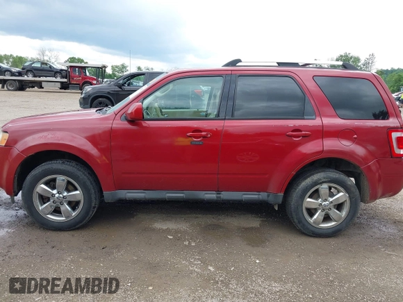 2010 Ford Escape Limited z VIN 1FMCU0EG5AKC21828, wystawiony jako IAAI lot #42343582 z przebiegiem 135 534 mil mil oraz . Historia ofert i sprzedaży dostępna na DreamBid. Obrazek 15.