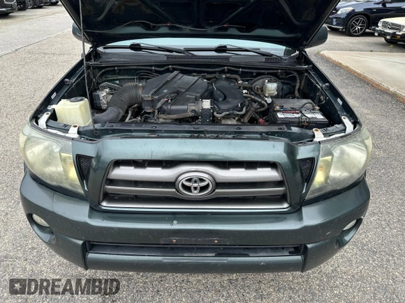 2009 Toyota Tacoma z VIN 3TMMU52N39M012424, wystawiony jako Copart lot #60904275 z przebiegiem 286 128 mil mil oraz Czysty tytuł • Clean title. Historia ofert i sprzedaży dostępna na DreamBid. Obrazek 7.