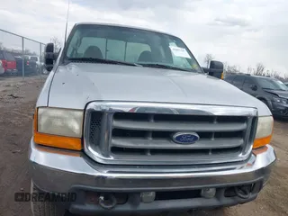 2001 Ford F-250 XL z VIN 1FTNX21L41EA04501, wystawiony jako IAAI lot #41857447 z przebiegiem 291 556 mil mil oraz . Historia ofert i sprzedaży dostępna na DreamBid. Obrazek 13.