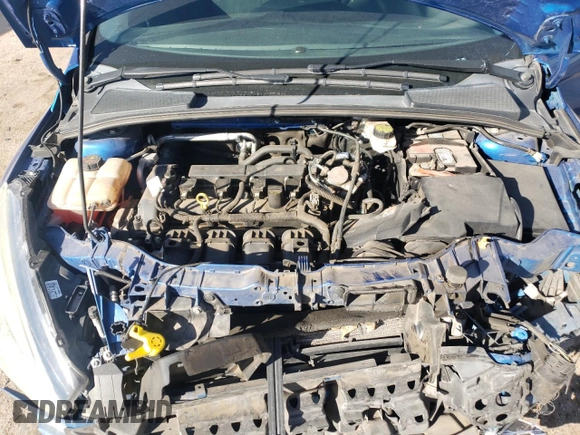 2018 Ford Focus SE z VIN 1FADP3F2XJL327387, wystawiony jako Copart lot #46927835 z przebiegiem 61 707 mil mil oraz Szkoda całkowita • Salvage title. Historia ofert i sprzedaży dostępna na DreamBid. Obrazek 13.