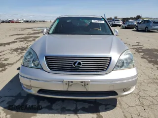 2002 Lexus LS 430 with VIN JTHBN30F820075725, listed as a Copart auction lot 48527905 with 131,832 mi miles and Salvage Title. Bid and sale history available at DreamBid. Image 5.