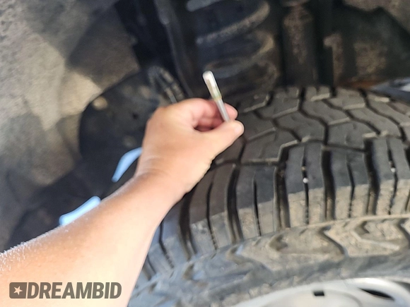 2019 Ford F-250 XL with VIN 1FT7X2B62KEE27421, listed as a IAAI auction lot 42875164 with 143,483 mi miles and . Bid and sale history available at DreamBid. Image 19.