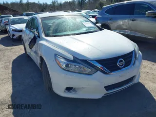 2016 Nissan Altima SR with VIN 1N4AL3AP2GN344506, listed as a IAAI auction lot 41698356 with 131,781 mi miles and . Bid and sale history available at carsss.com. Image 1.