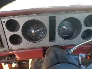 1982 GMC Sonoma z VIN 1GTCS14B0C8510847, wystawiony jako Copart lot #88016755 z przebiegiem 115 197 mil mil oraz Szkody całkowita. Historia ofert i sprzedaży dostępna na DreamBid. Obrazek 9.
