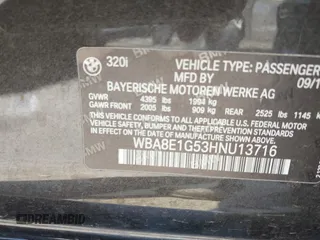 2017 BMW 3 Series 320i with VIN WBA8E1G53HNU13716, listed as a IAAI auction lot 42020354 with 59,308 mi miles. Bid and sale history available at carsss.com. Image 9.