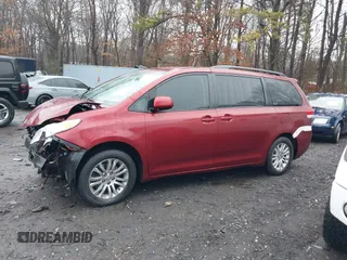 2014 Toyota Sienna XLE with VIN 5TDYK3DC0ES510579, listed as a IAAI auction lot 41470424 with 304,620 mi miles and . Bid and sale history available at DreamBid. Image 14.