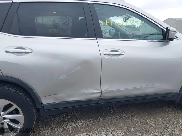 2014 Nissan Rogue SV with VIN 5N1AT2MV3EC781370, listed as a IAAI auction lot 41839854 with 62,689 mi miles. Bid and sale history available at carsss.com. Image 6.