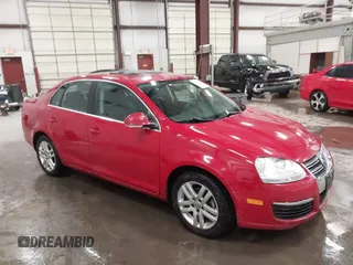 2010 Volkswagen Jetta TDI с VIN 3VWRL7AJ3AM178141, выставлен на аукционе IAAI как лот 41467916 с пробегом 225 349 миль миль и . История ставок и продаж доступна на DreamBid. Изображение 1.
