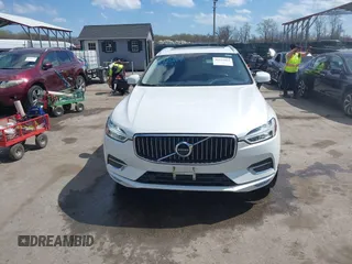 2019 Volvo XC60 Inscription z VIN LYV102RL9KB284828, wystawiony jako IAAI lot #41925864 z przebiegiem 94 394 mil mil oraz . Historia ofert i sprzedaży dostępna na DreamBid. Obrazek 12.