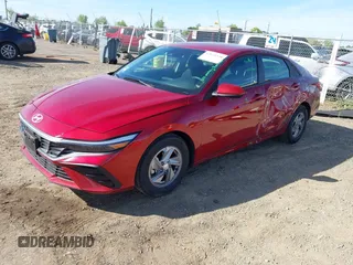 2025 Hyundai Elantra SE z VIN KMHLL4DG6SU864299, wystawiony jako IAAI lot #42024320 z przebiegiem 5 723 mil mil oraz . Historia ofert i sprzedaży dostępna na DreamBid. Obrazek 19.
