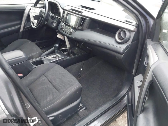 2018 Toyota RAV4 XLE with VIN JTMWFREV4JJ188776, listed as a IAAI auction lot 41525603 with 110,743 mi miles. Bid and sale history available at carsss.com. Image 5.