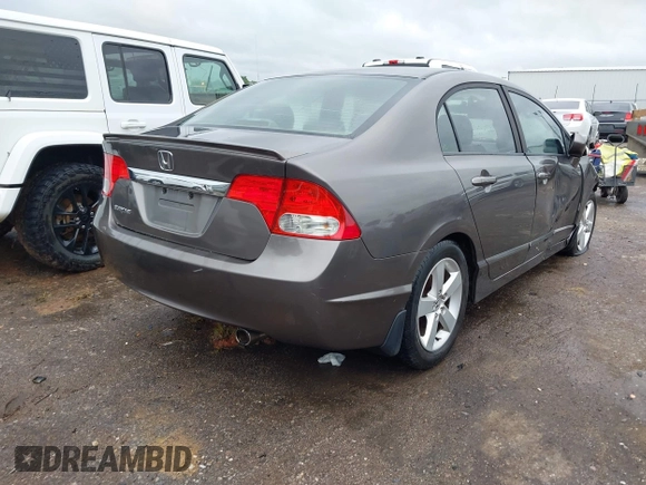 2010 Honda Civic LX-S z VIN 19XFA1F60AE070633, wystawiony jako IAAI lot #42205266 z przebiegiem 217 467 mil mil oraz . Historia ofert i sprzedaży dostępna na DreamBid. Obrazek 4.