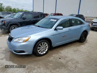 2013 Chrysler 200 Touring with VIN 1C3CCBBB6DN773065, listed as a Copart auction lot 54516905 with 225,804 mi miles and Salvage Title. Bid and sale history available at DreamBid. Image 1.